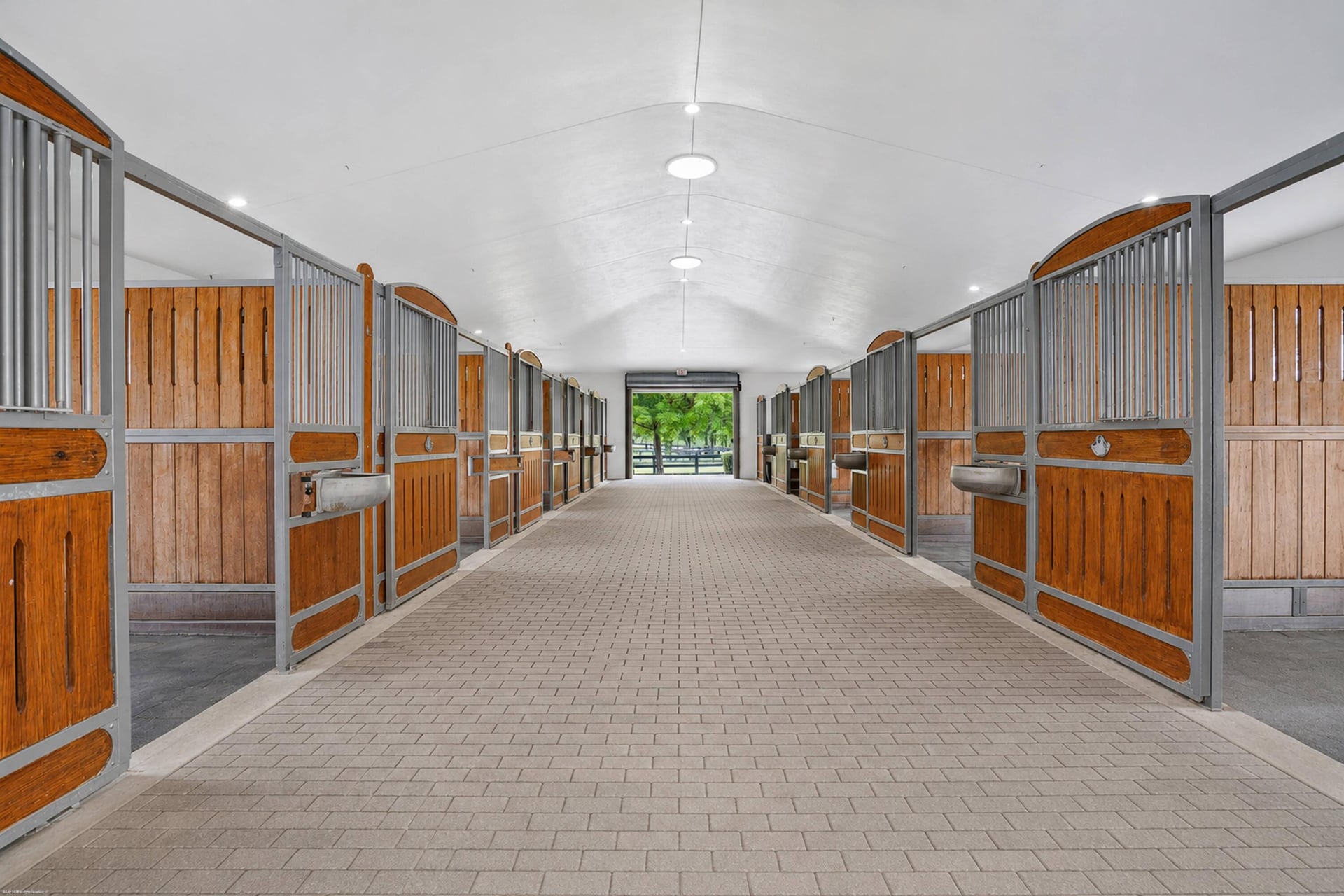 Saddle Trail Park Residence photo 2