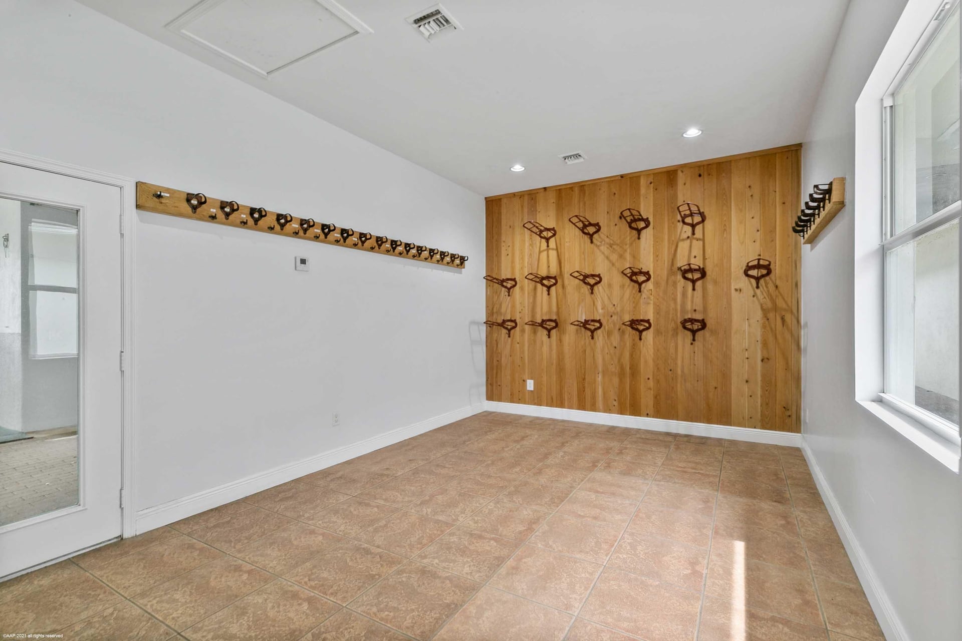 Saddle Trail Park Residence photo 25
