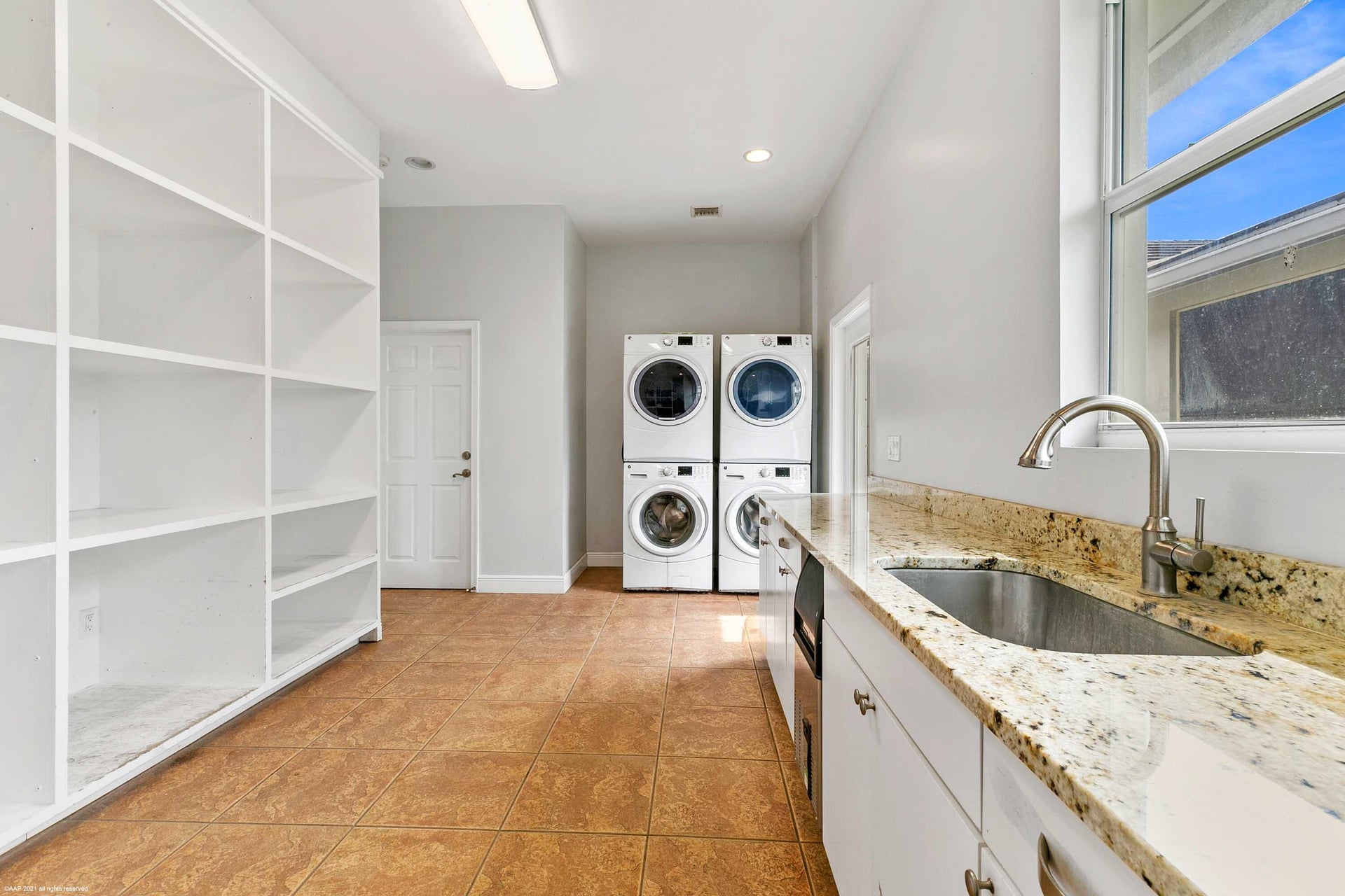 Saddle Trail Park Residence photo 28