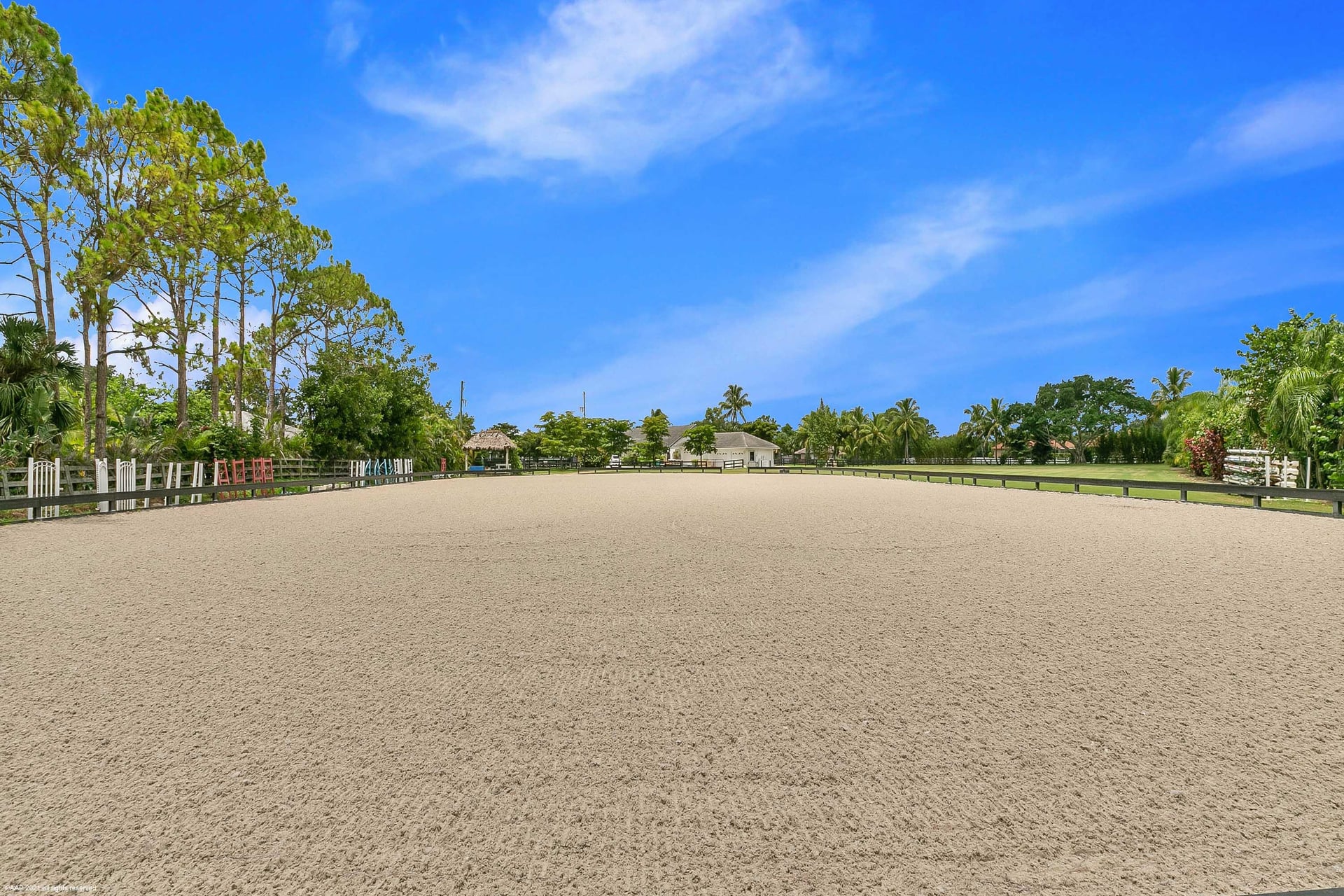 Saddle Trail Park Residence photo 52
