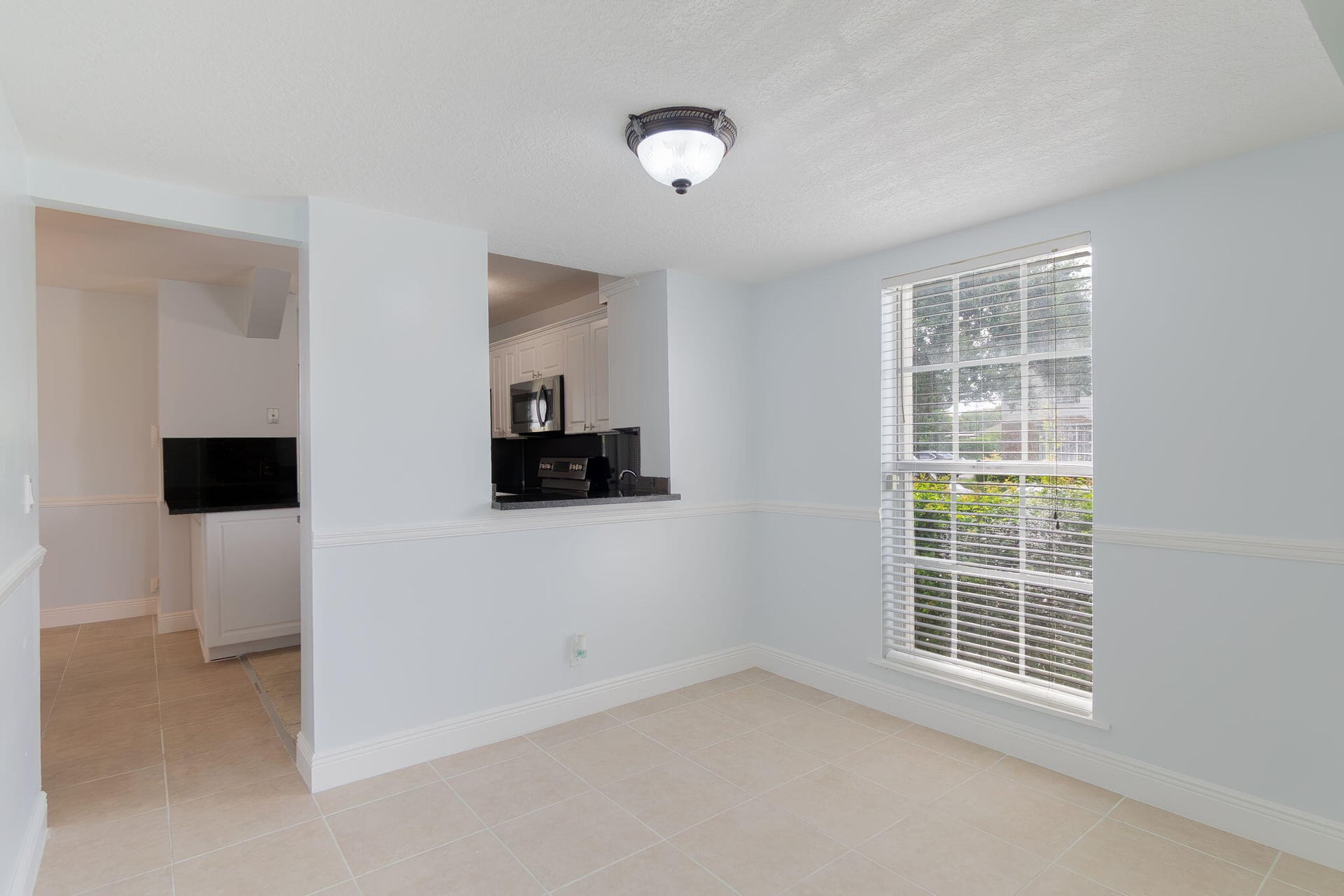  Residence photo 5