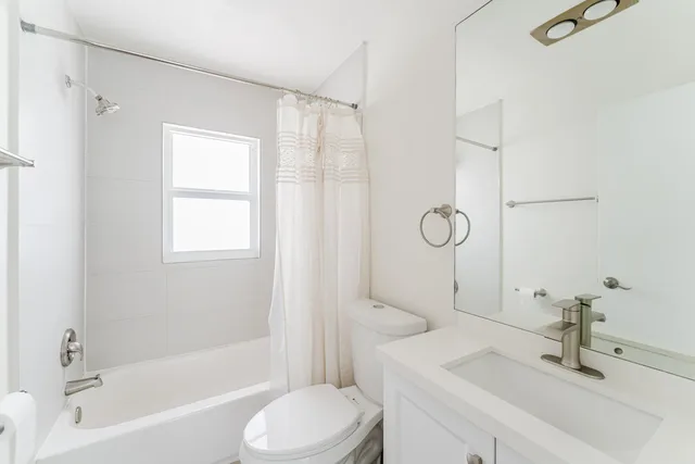 Unit 1424 photo 7