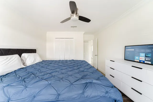 Unit 1424 photo 8