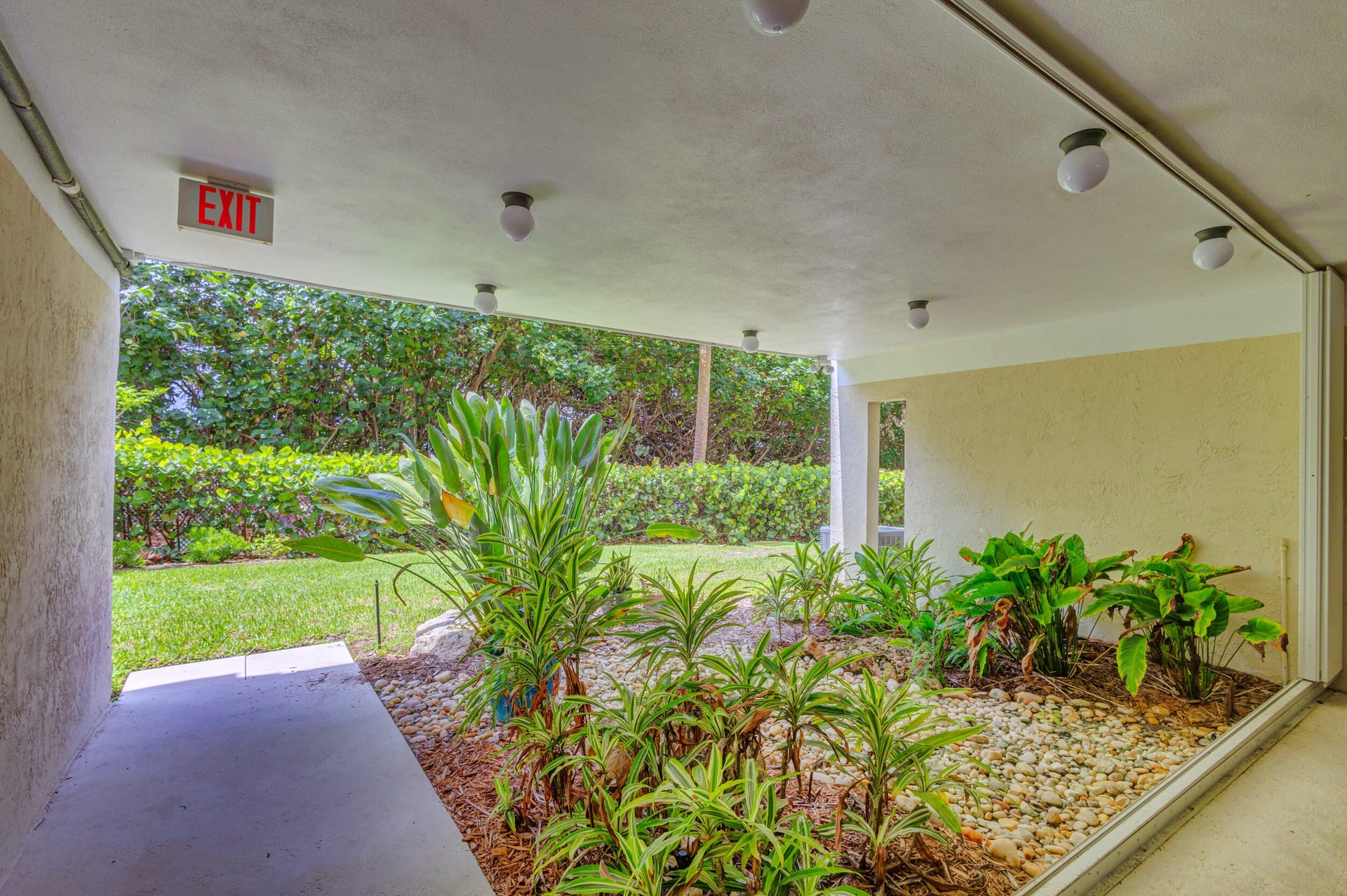 Unit 203 photo 45