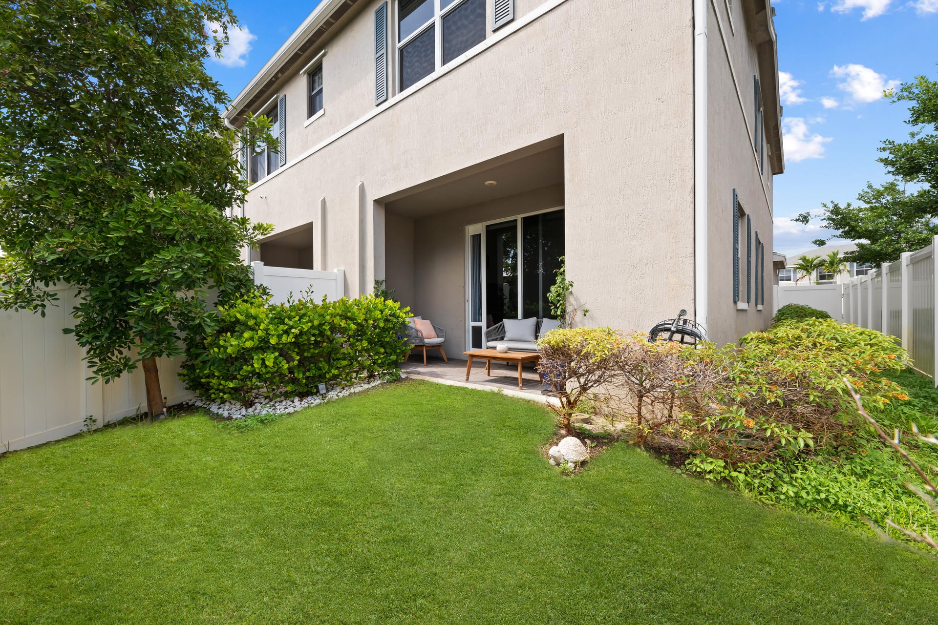 Residence photo 6