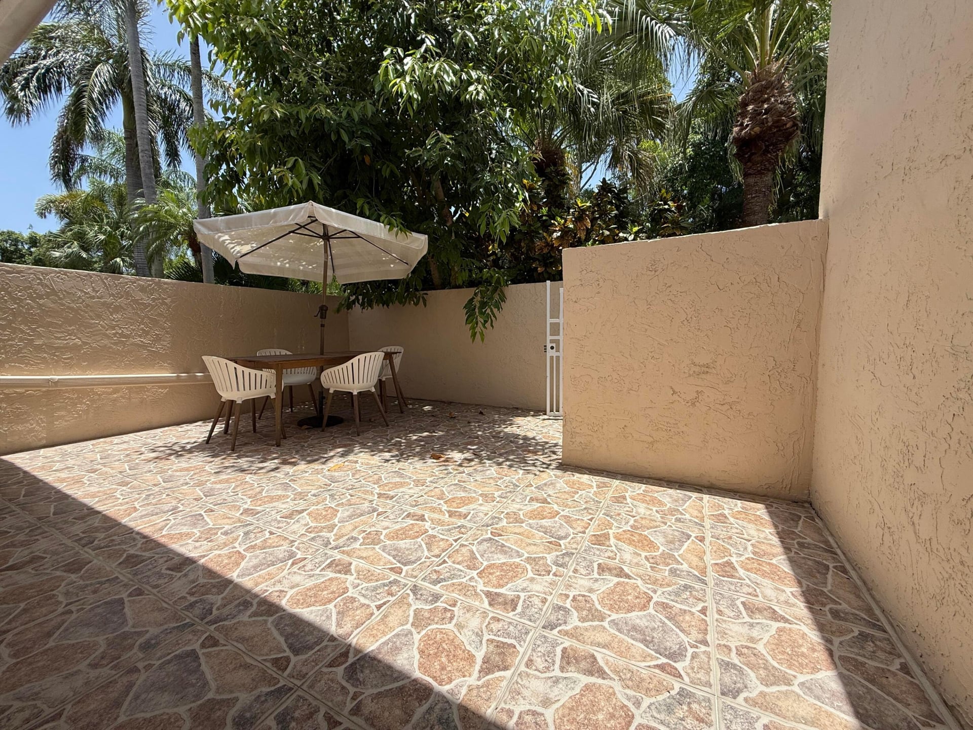 Residence photo 11