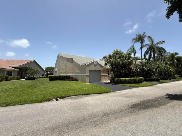Residence photo 61