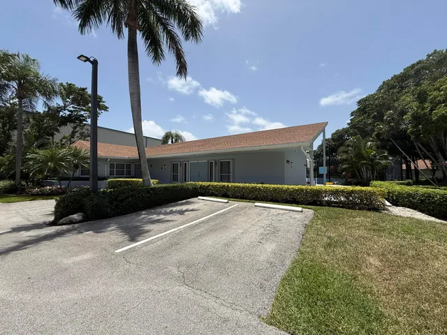 Residence photo 91