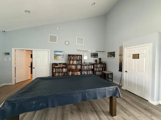 Residence photo 97