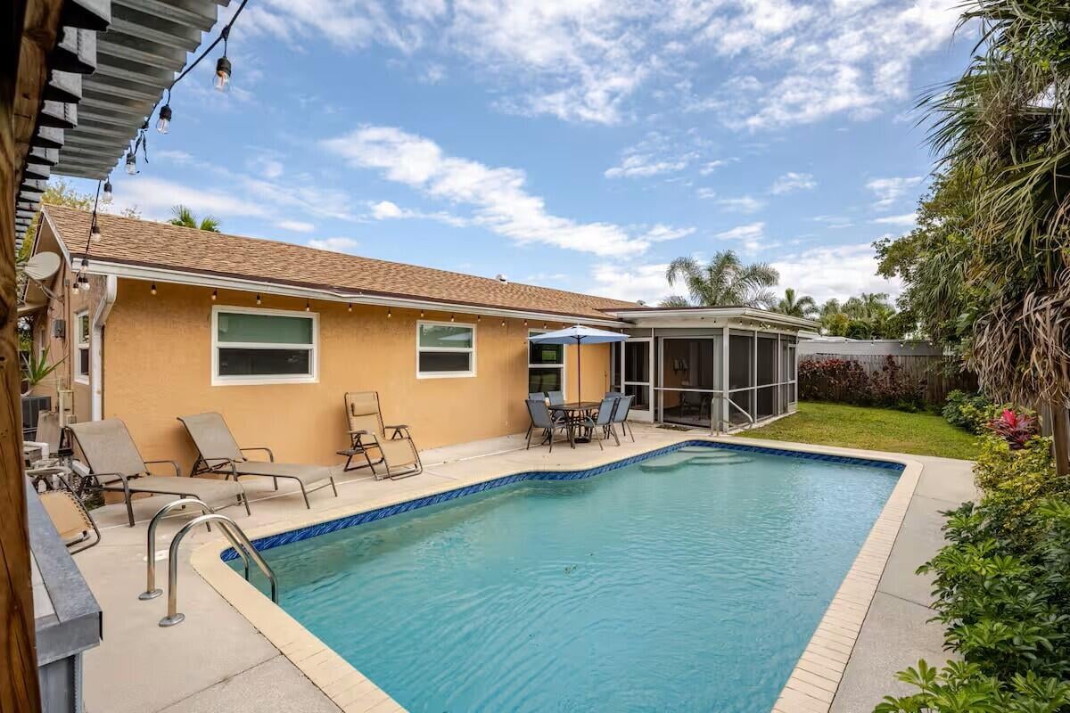 Residence photo 2