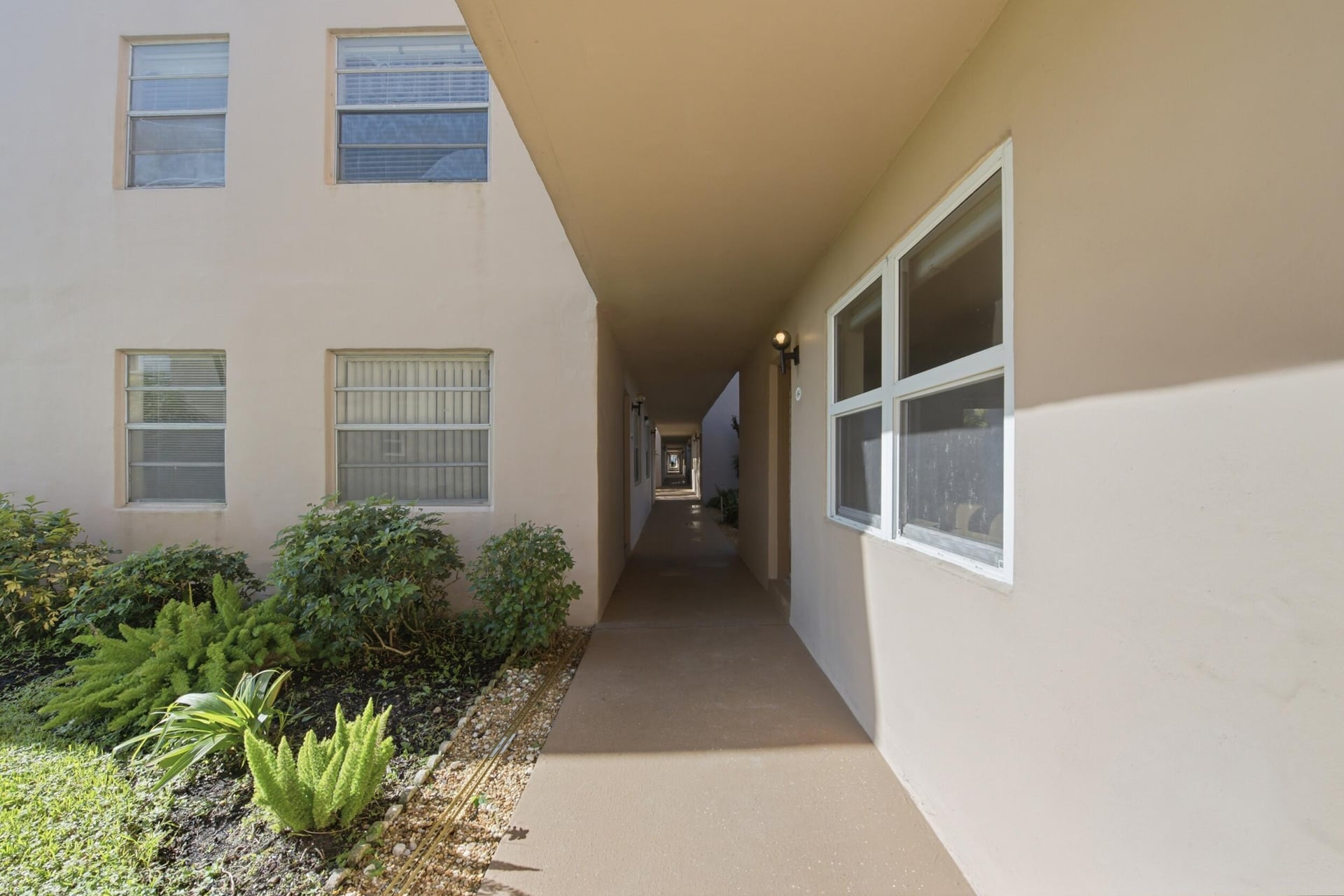 Residence photo 3