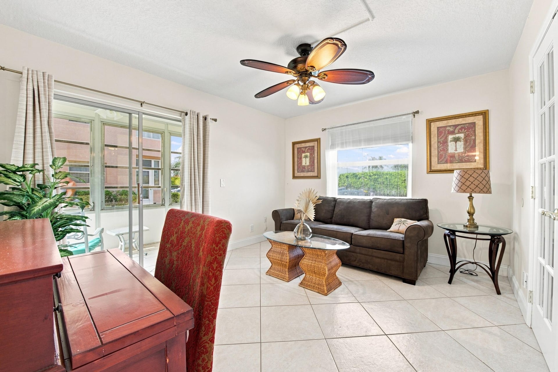 Residence photo 6