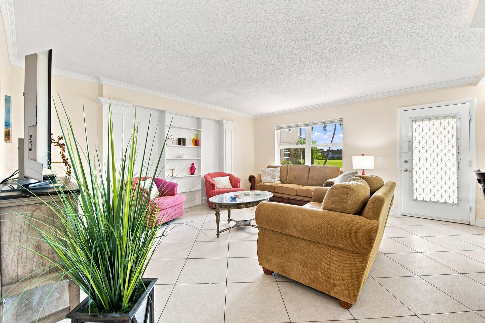 Residence photo 9