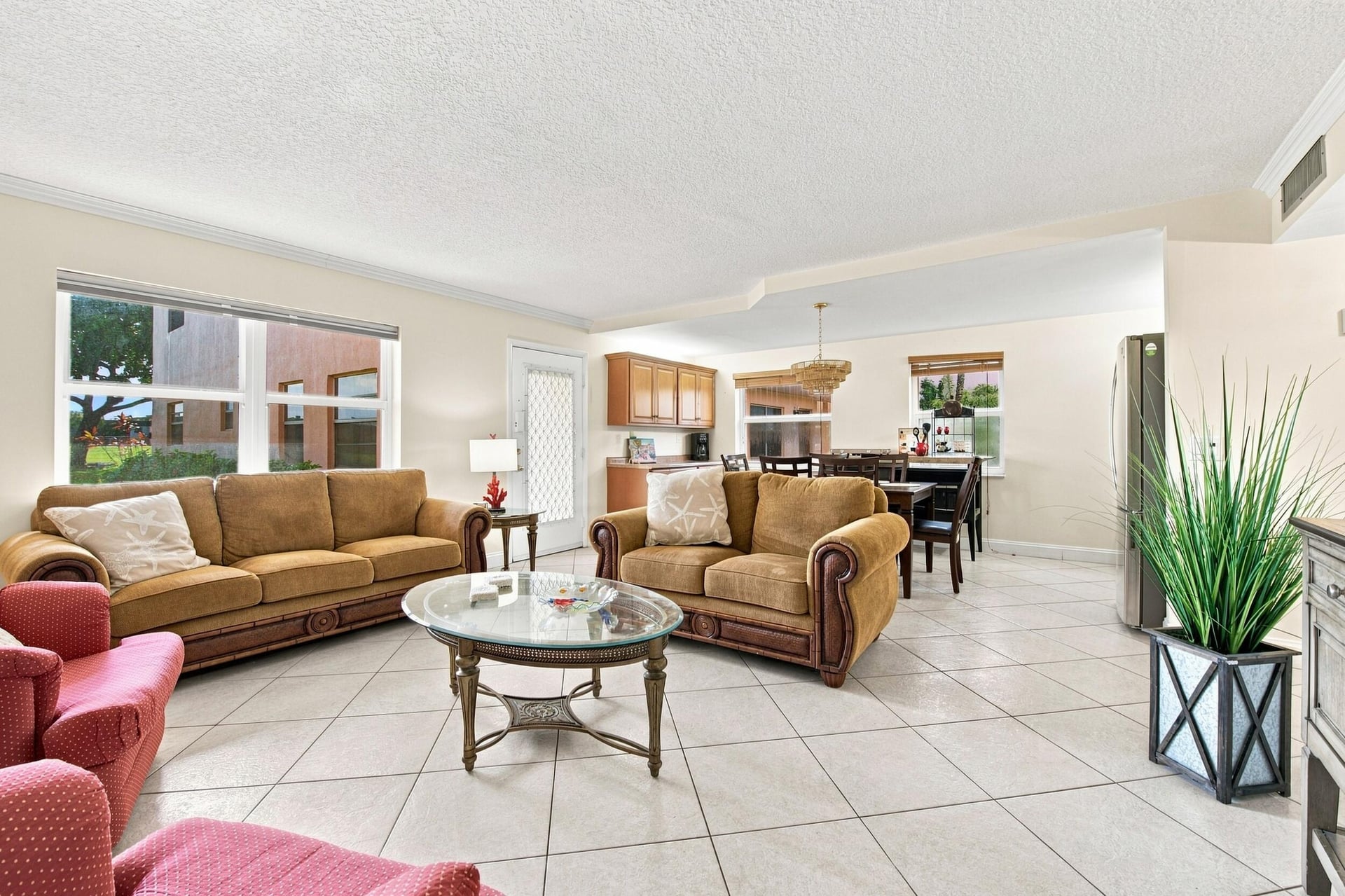 Residence photo 12
