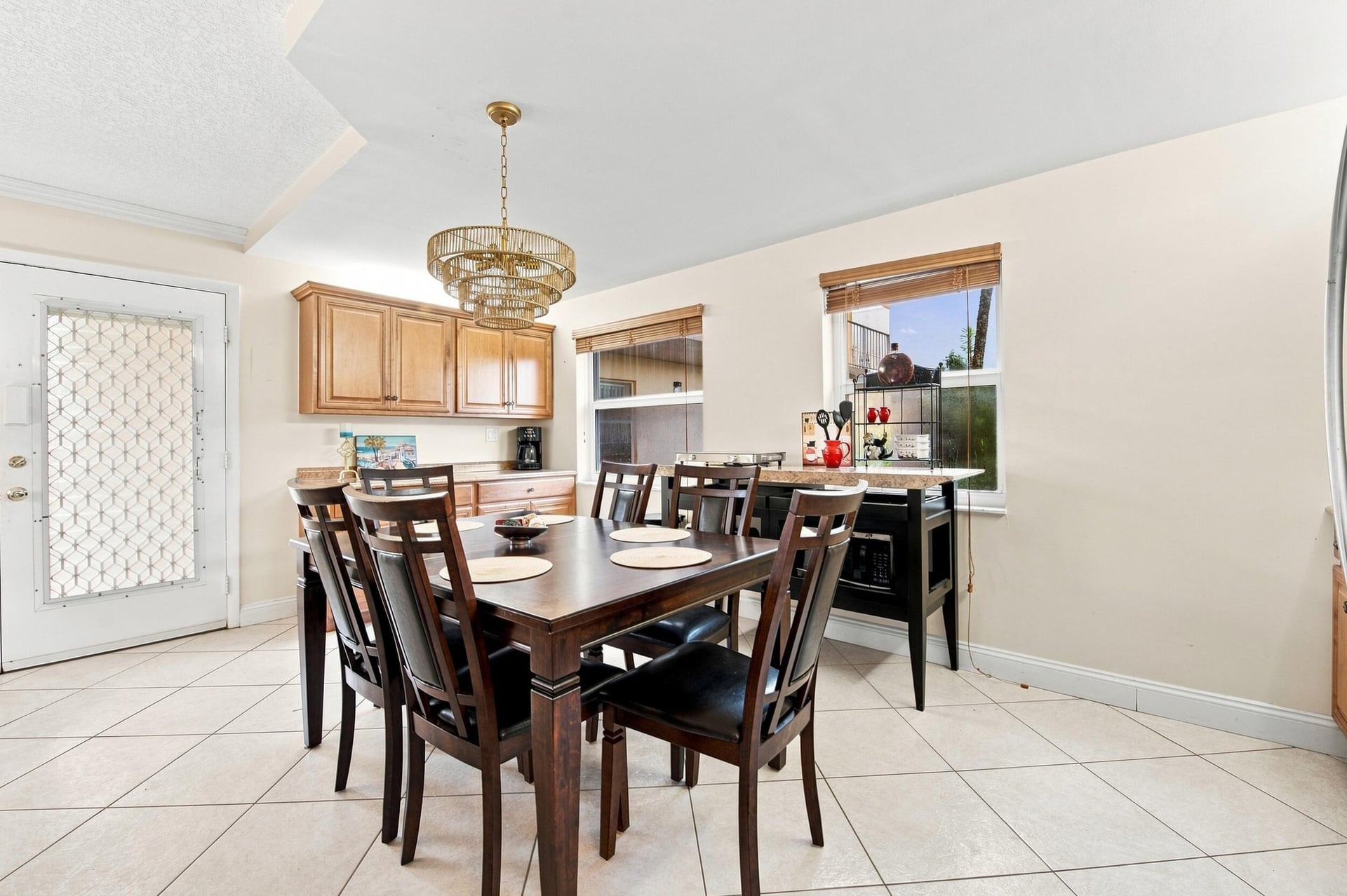 Residence photo 16