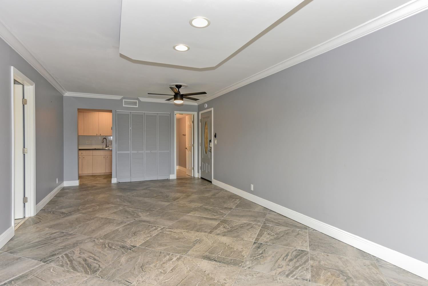 Residence photo 9