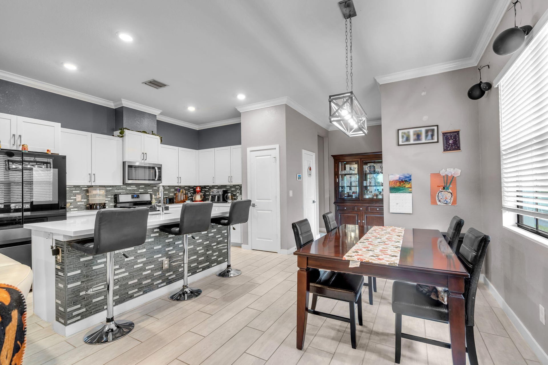 Residence photo 5