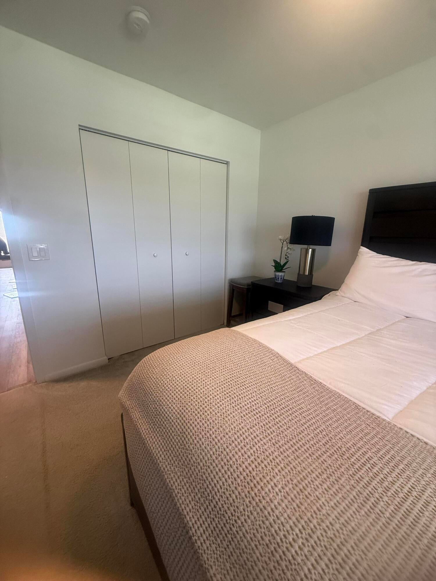 Residence photo 17