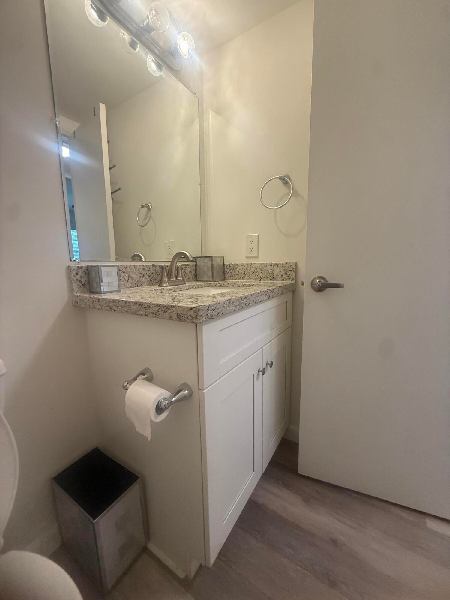 Residence photo 20