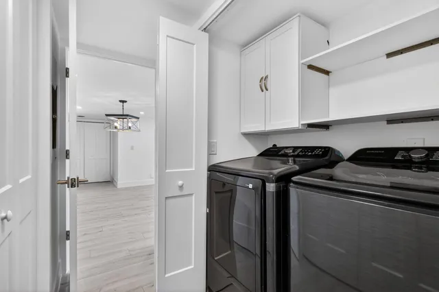  Unit 319 photo 14