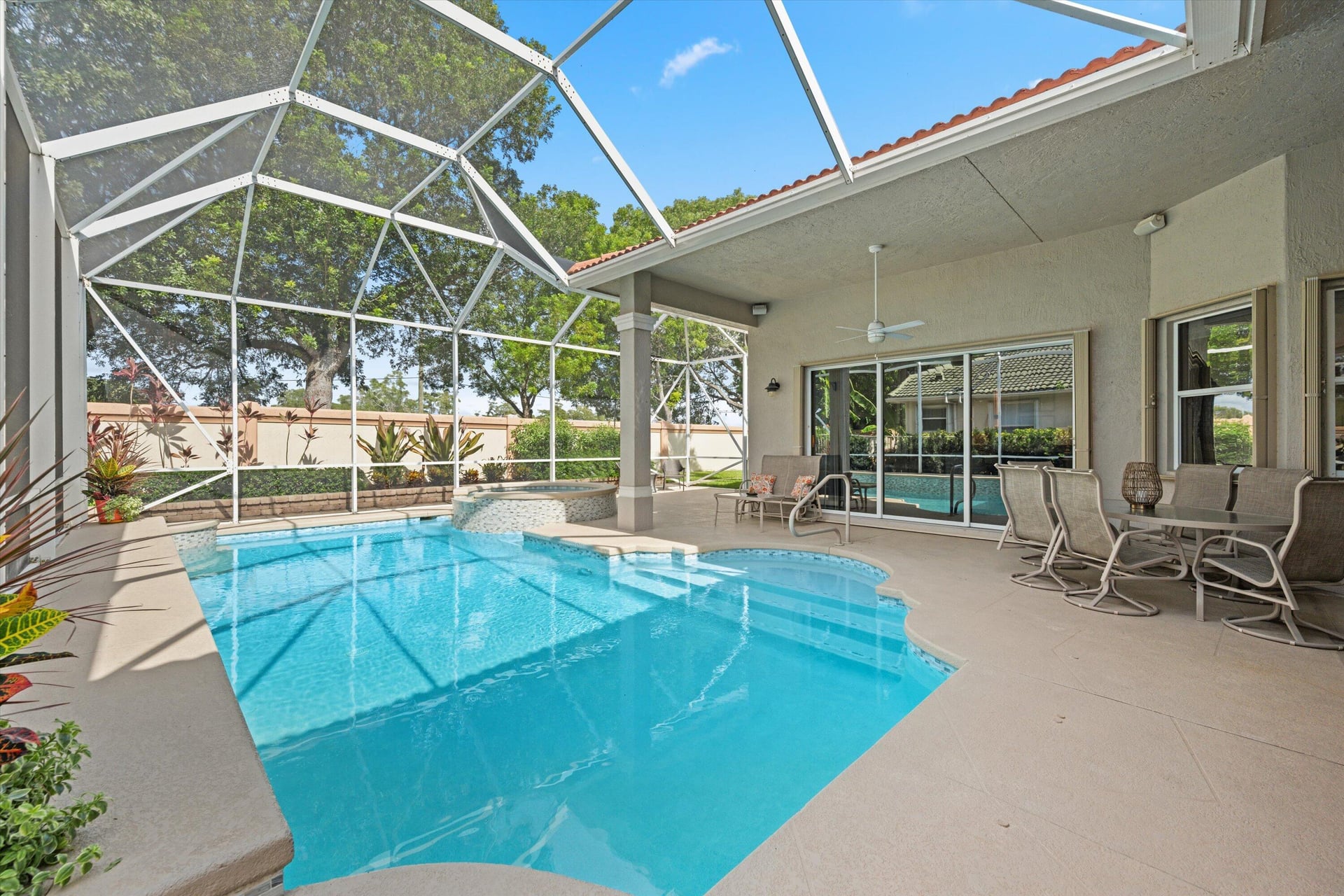  Residence photo 26