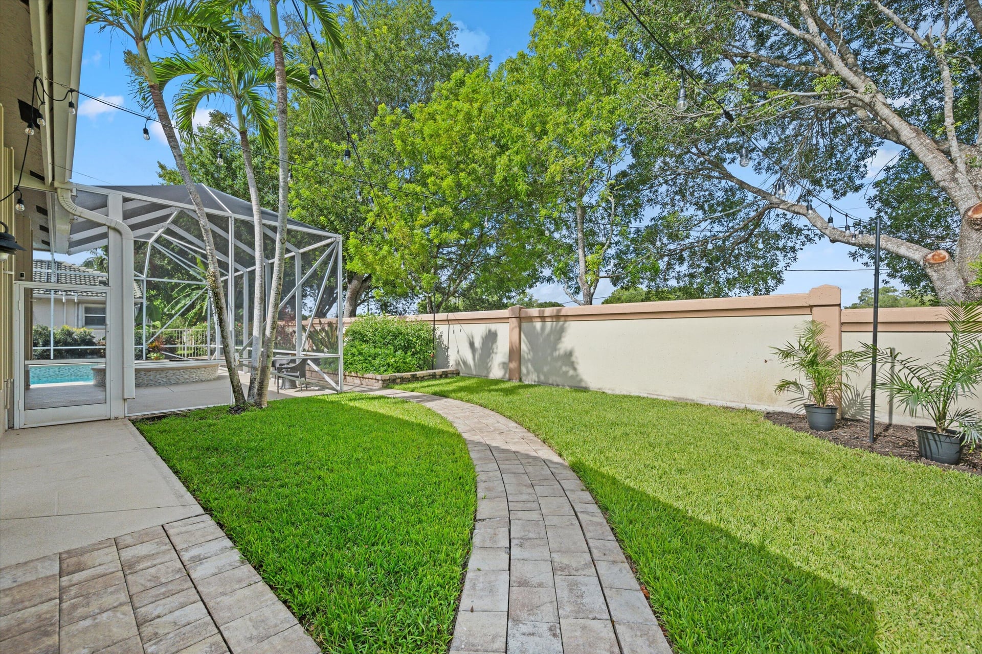  Residence photo 28