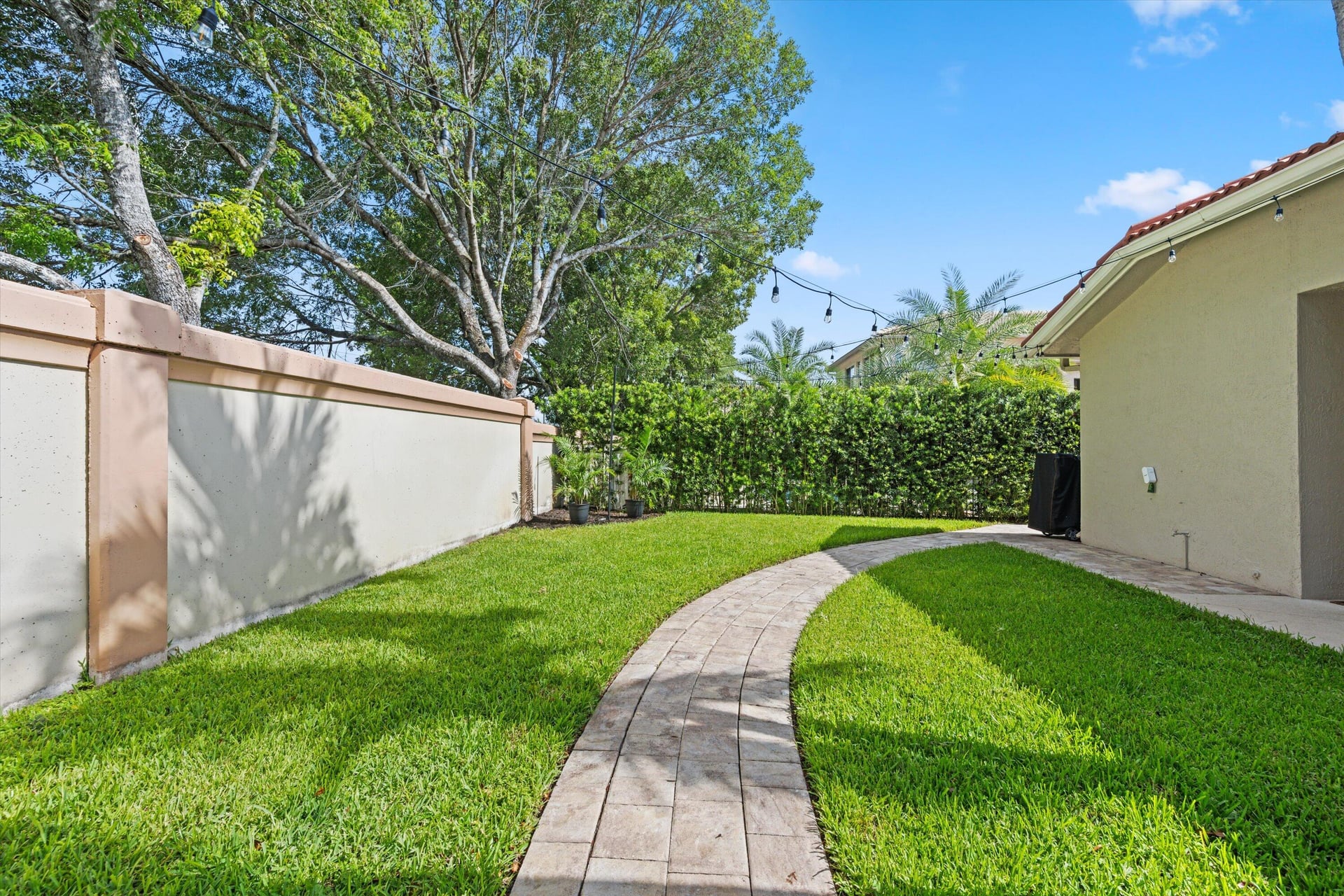  Residence photo 31