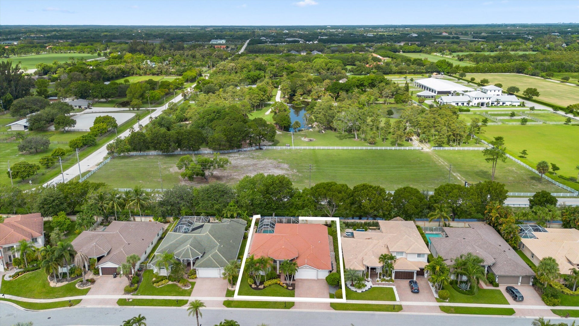  Residence photo 32