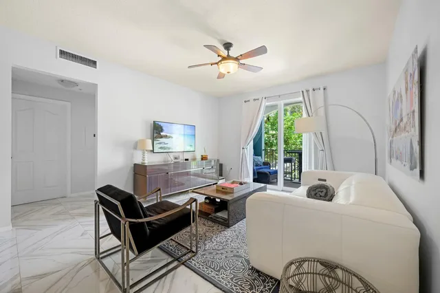 Pineapple Grove Village Condominiums Unit 1208 photo 2