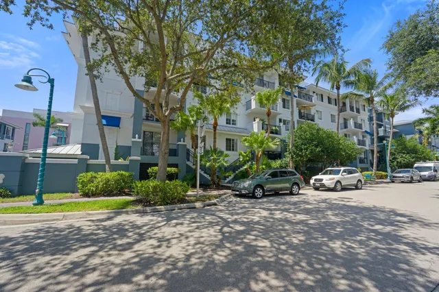 Pineapple Grove Village Condominiums Unit 1208 photo 22