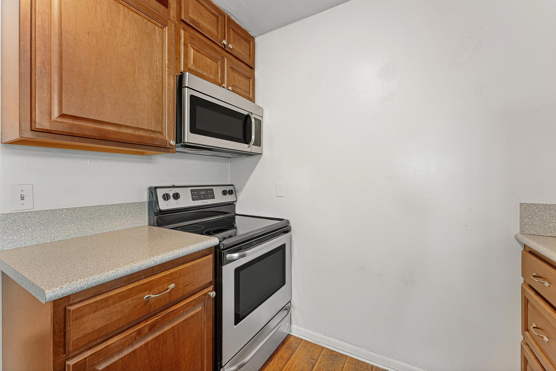 Unit Unit 2 photo 3