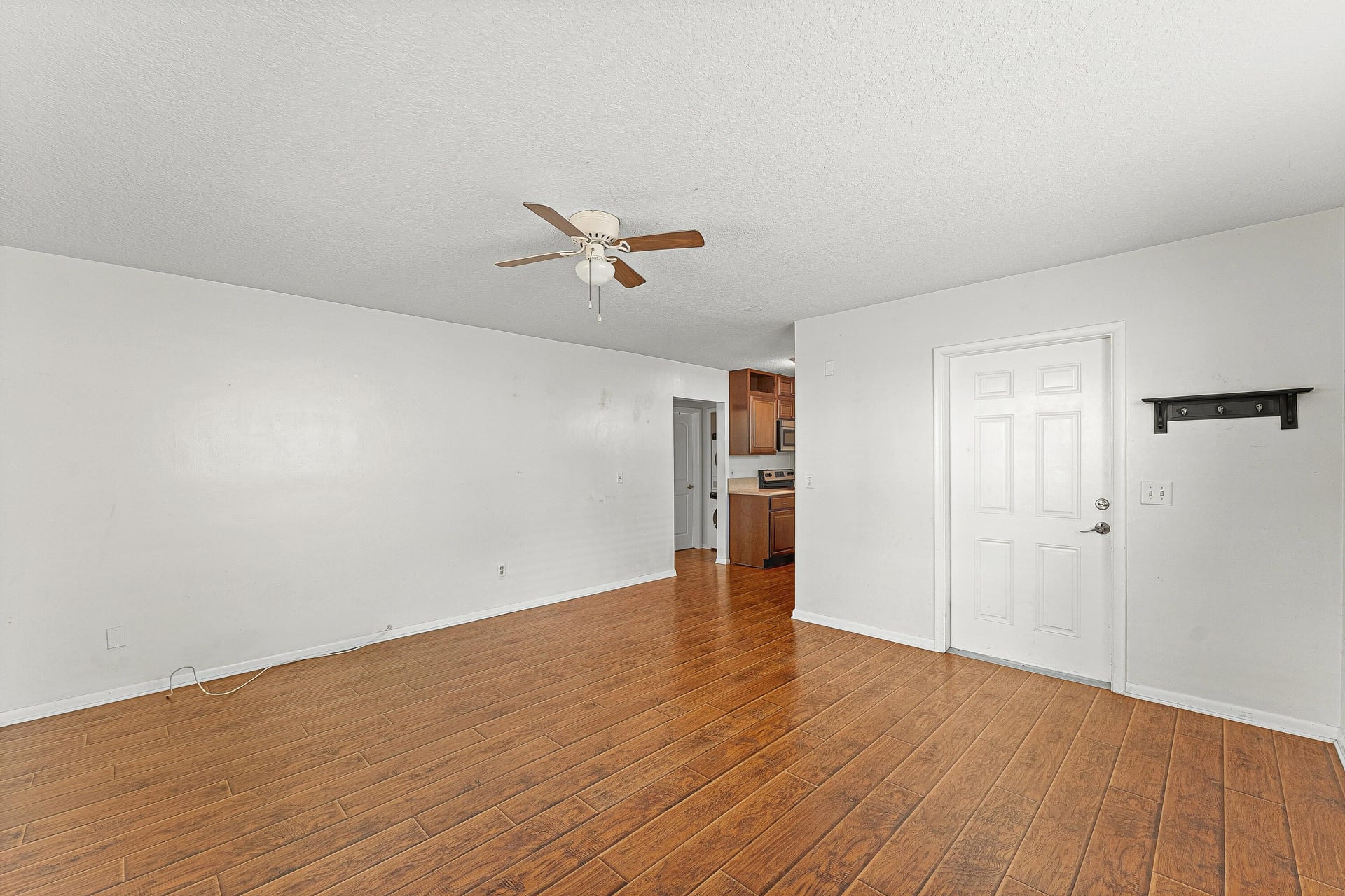 Unit Unit 2 photo 21