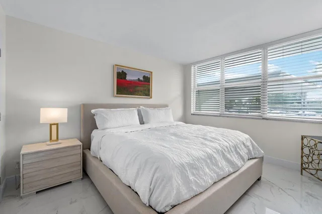 2600 N Flagler Unit 102 photo 13