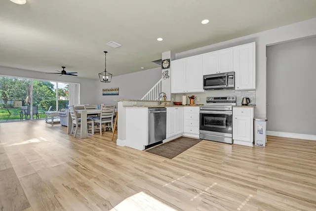 Residence photo 11