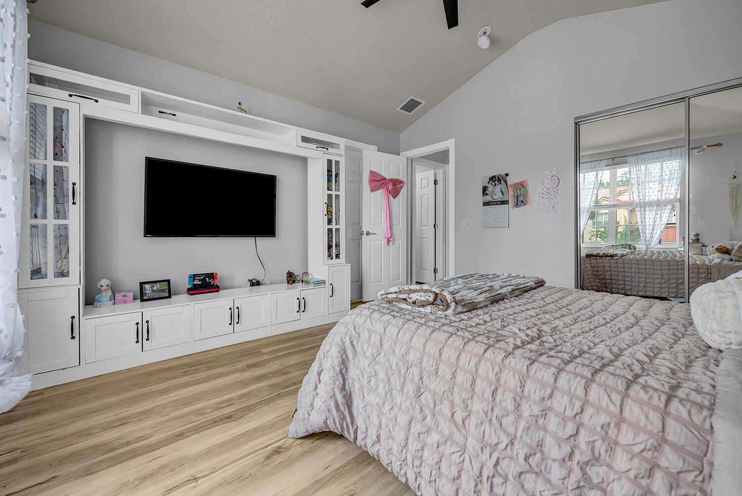 Residence photo 23