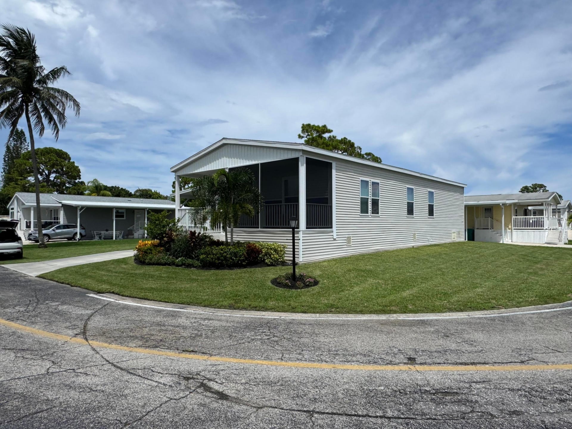 Residence photo 5