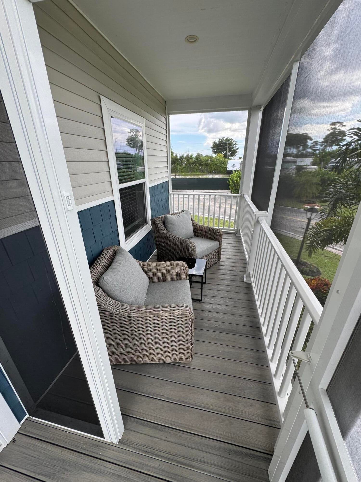 Residence photo 8