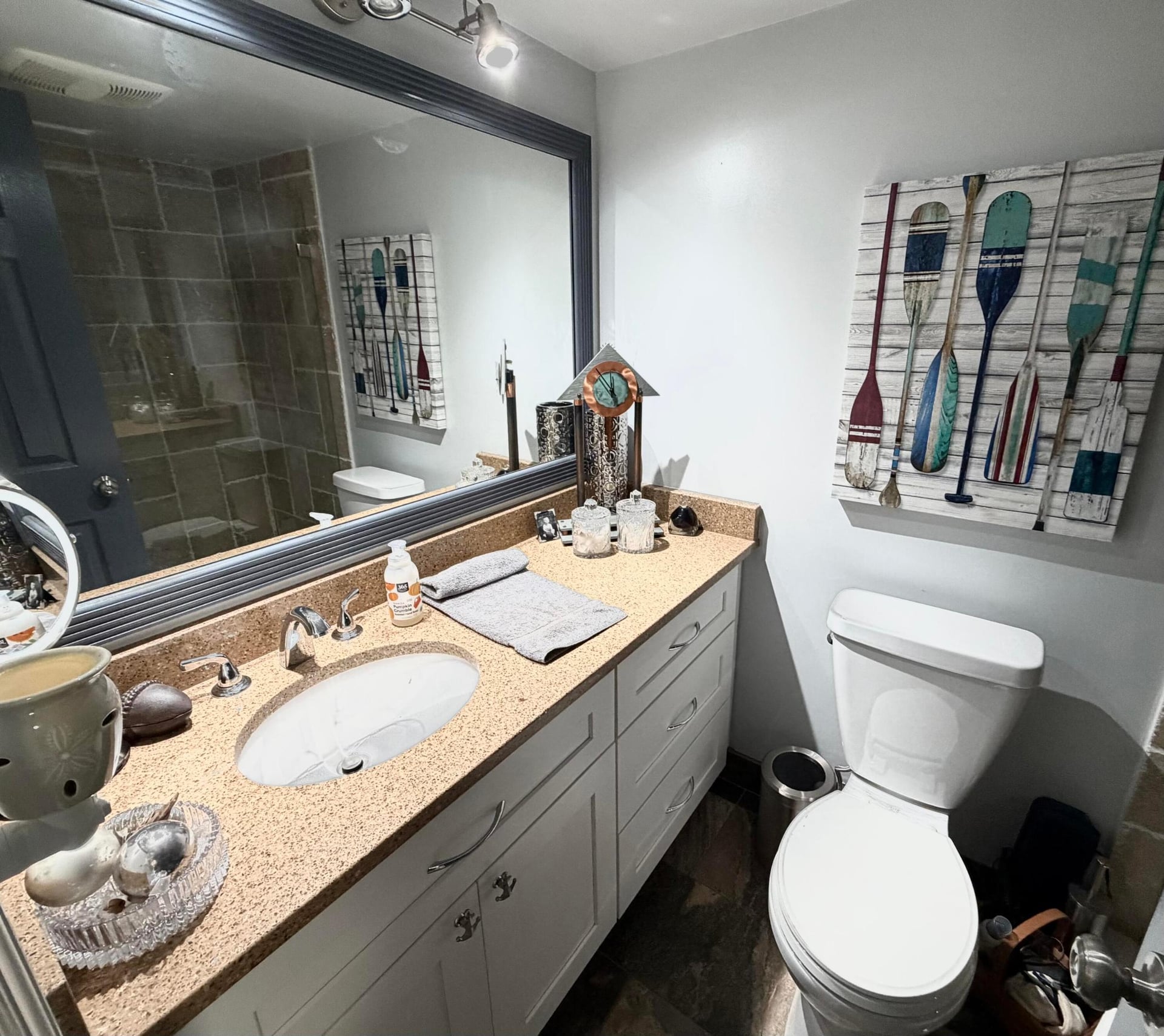 Unit 103 photo 5