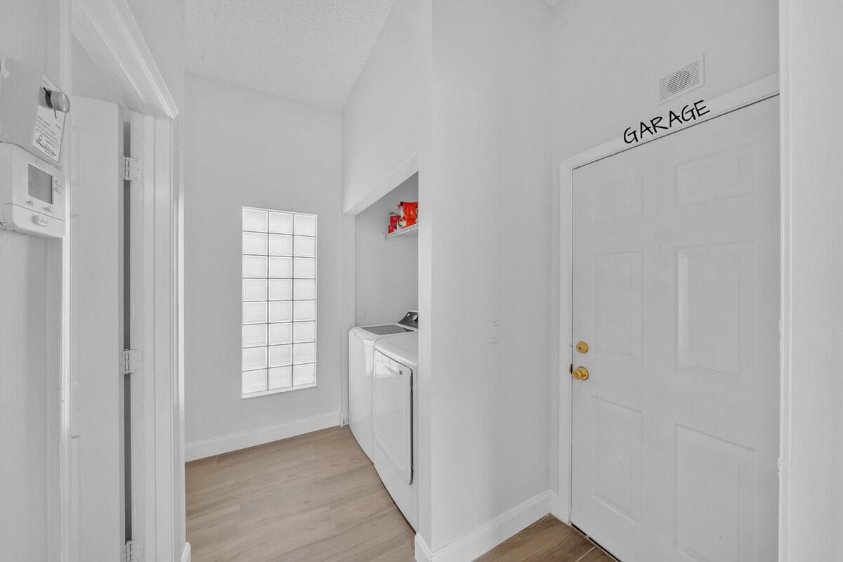 Residence photo 25
