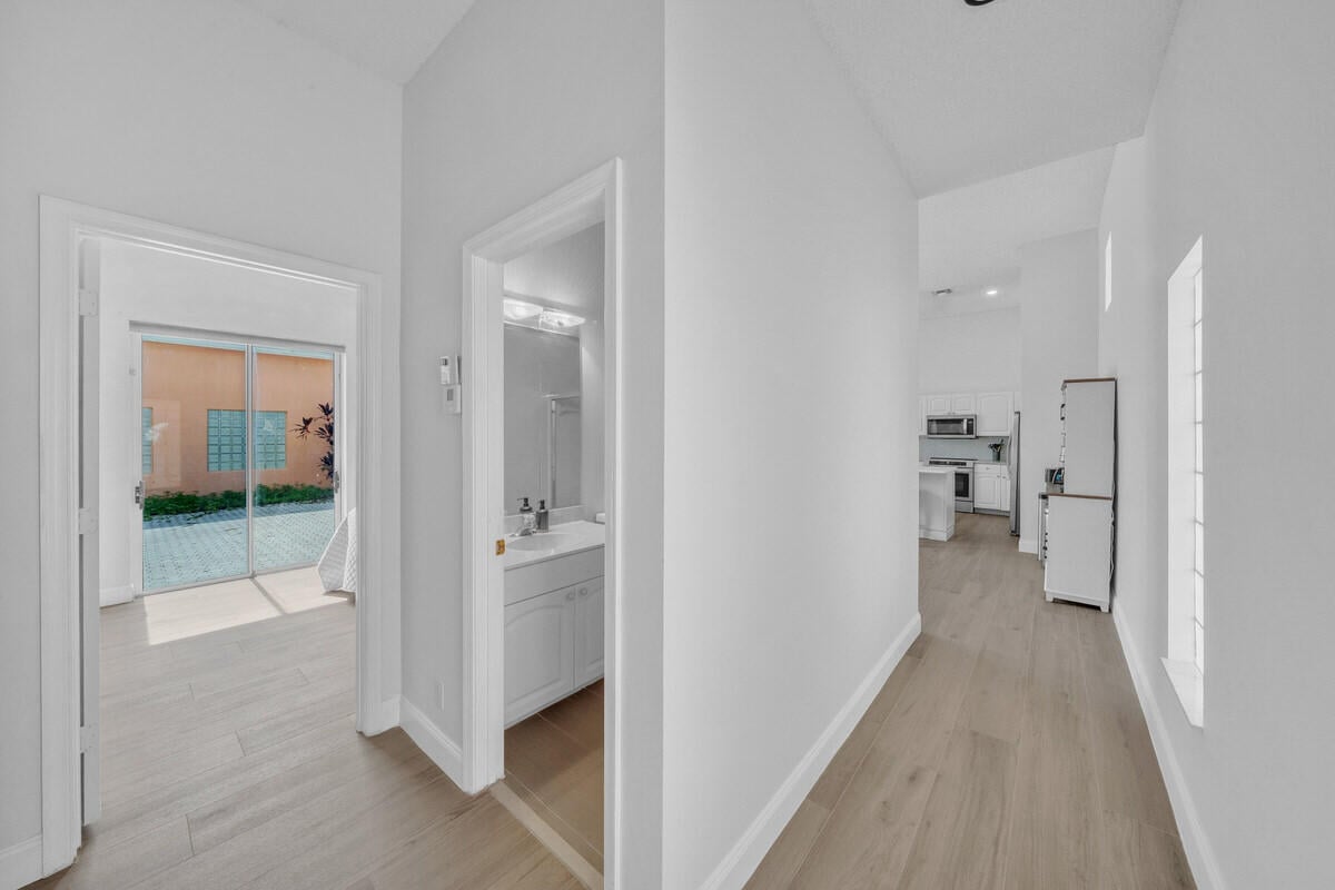 Residence photo 26