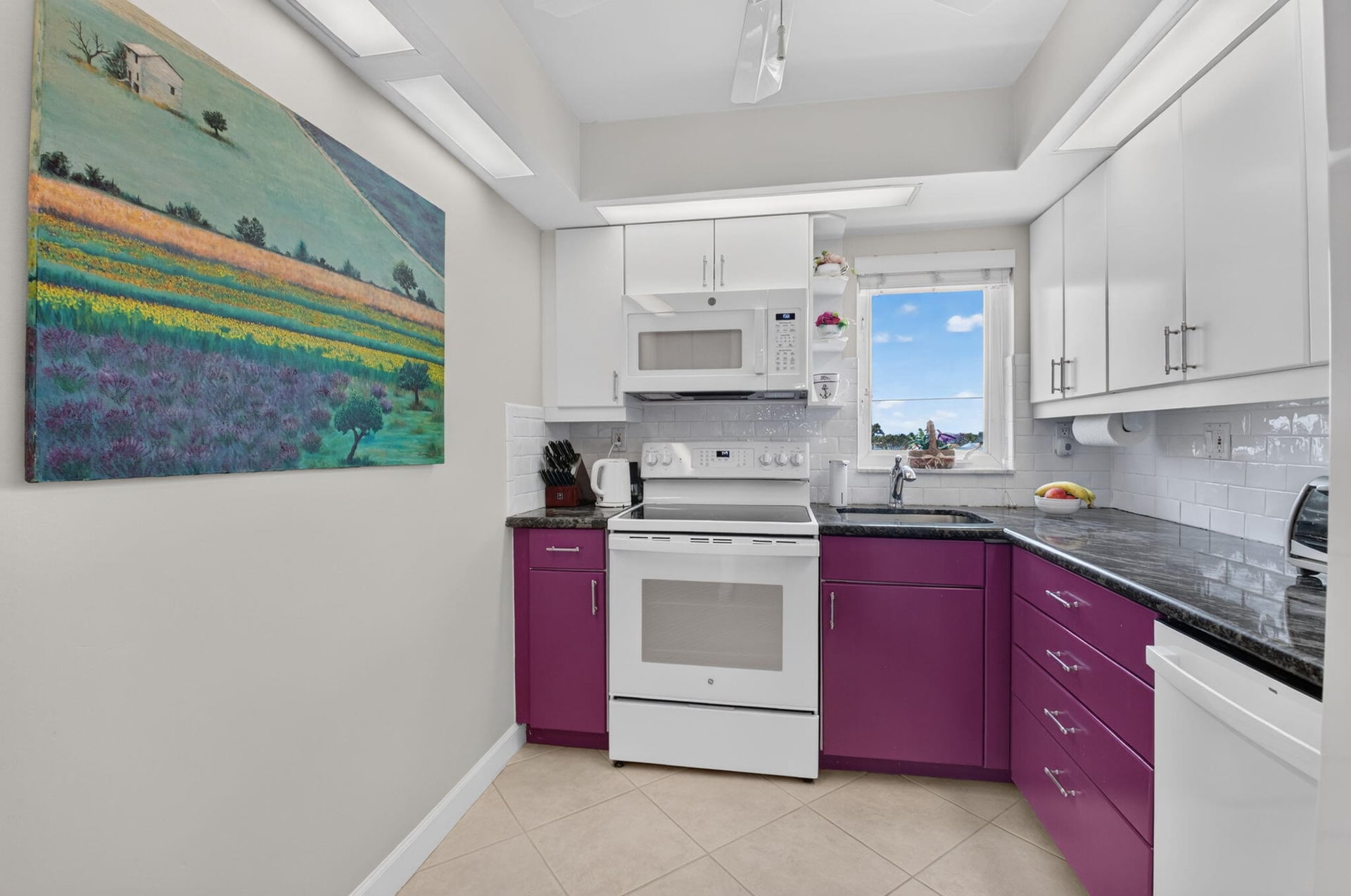 Unit 302 photo 14