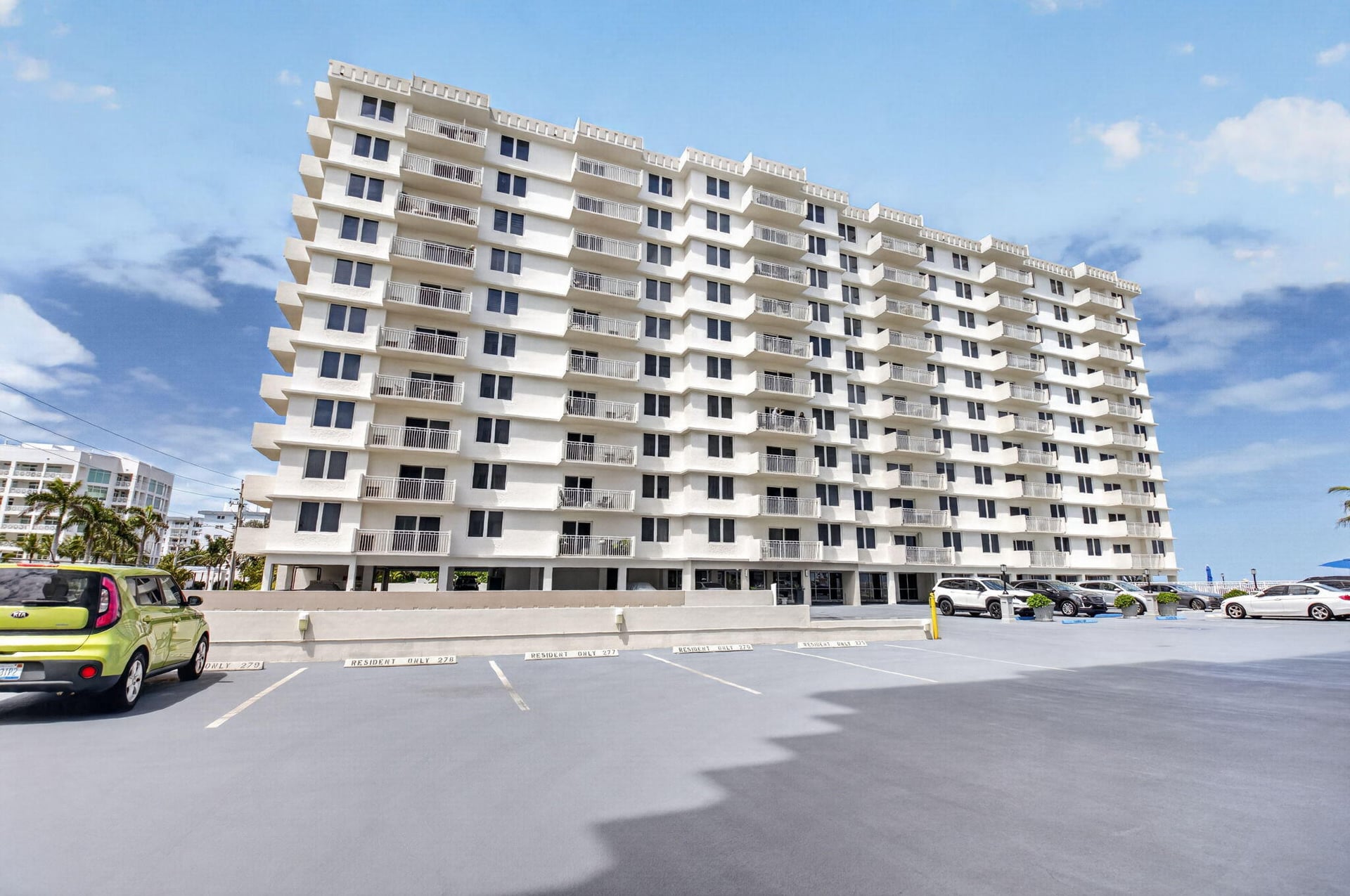 Unit 302 photo 54