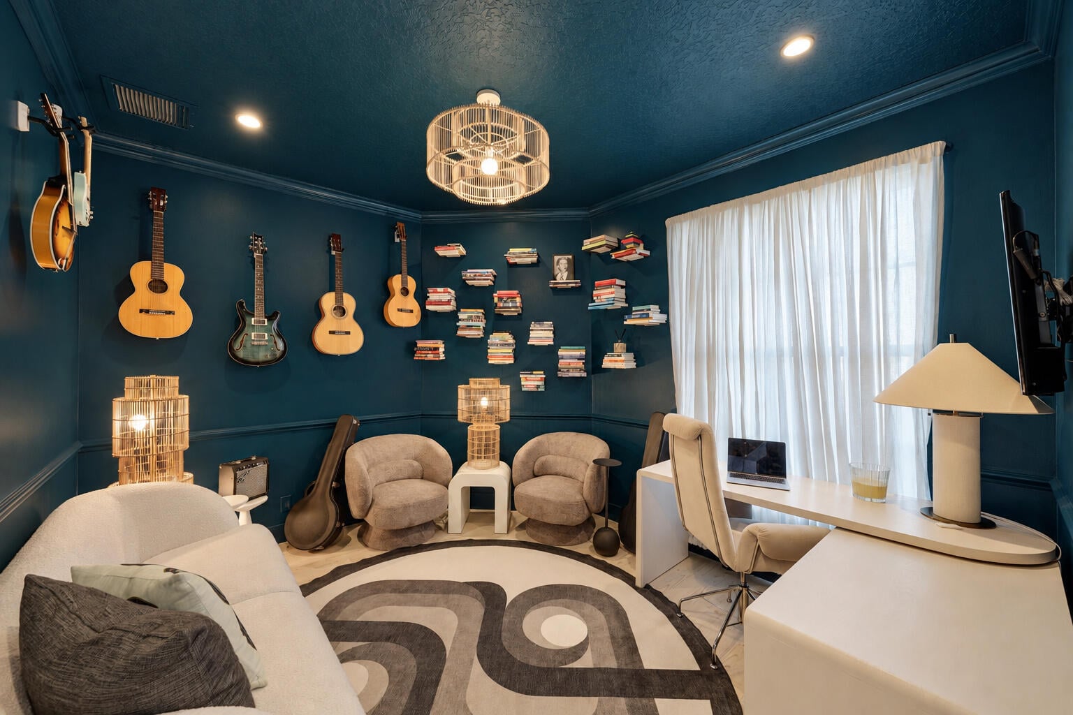  Residence photo 34