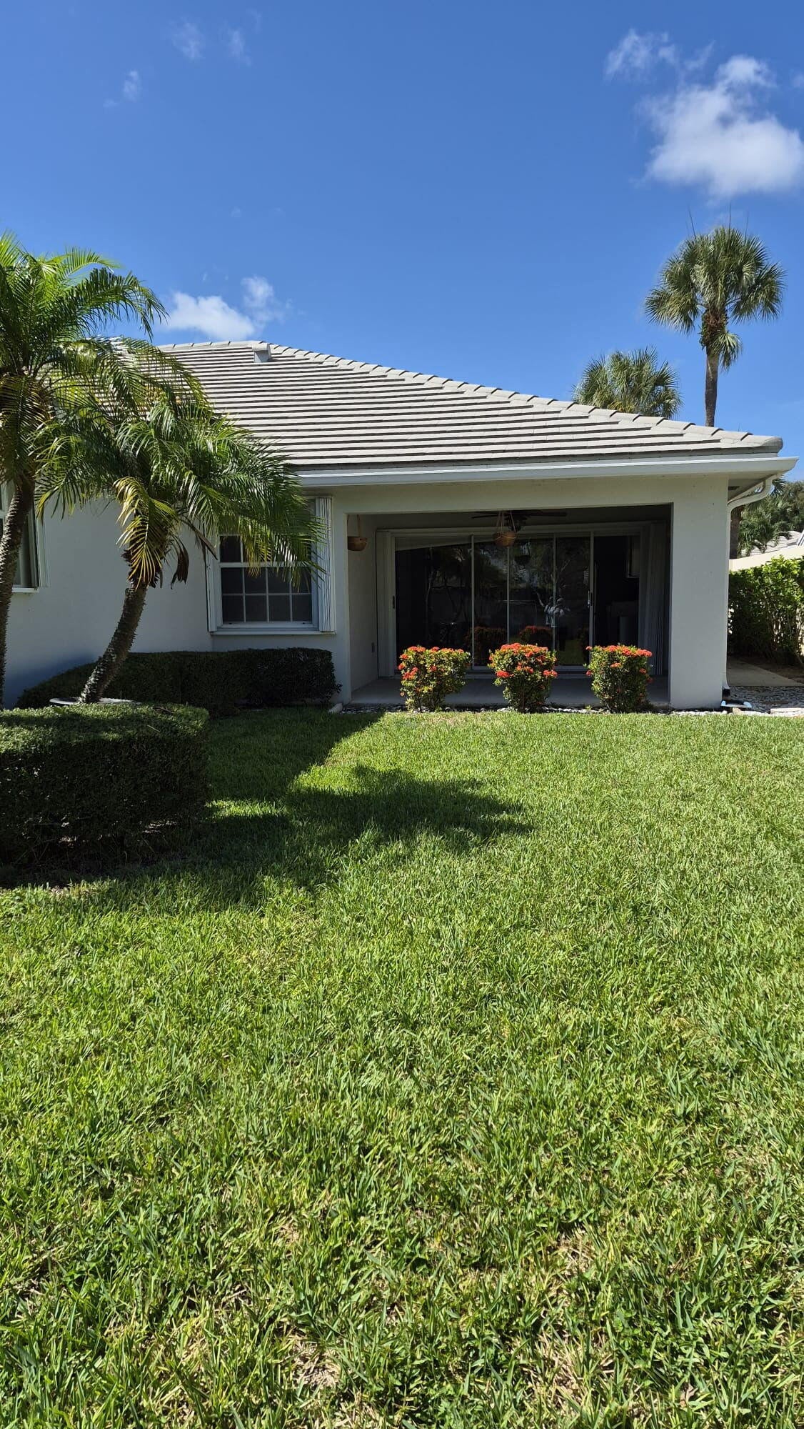 Residence photo 11