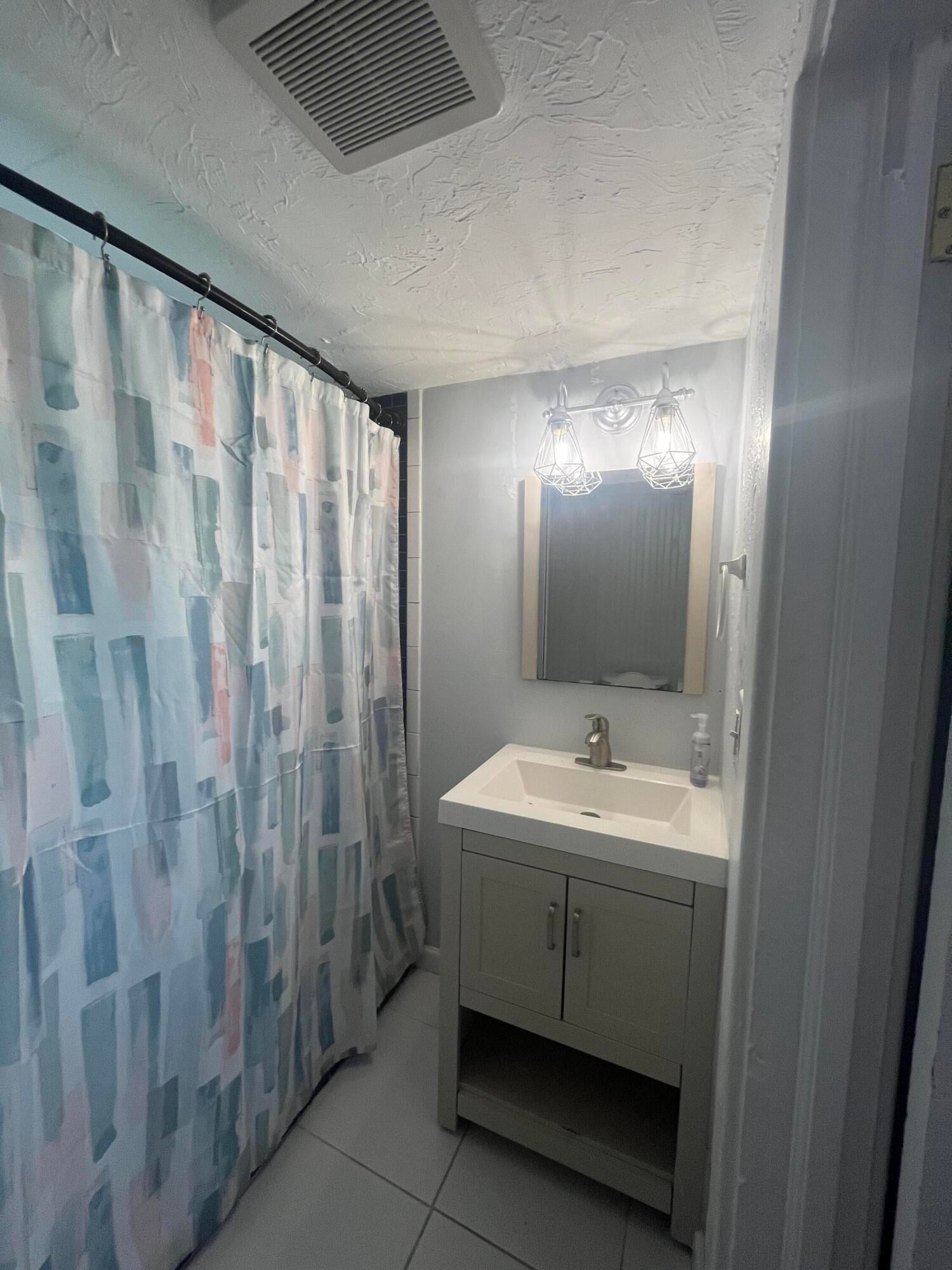 West Palm Beach Residence photo 9