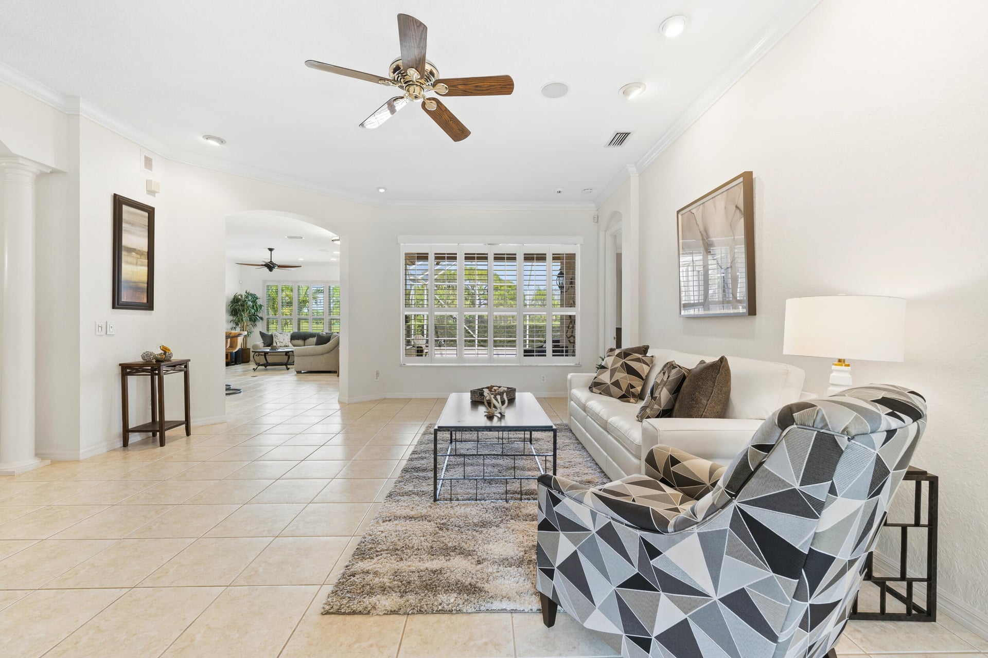 Monarch Country Club Residence photo 6