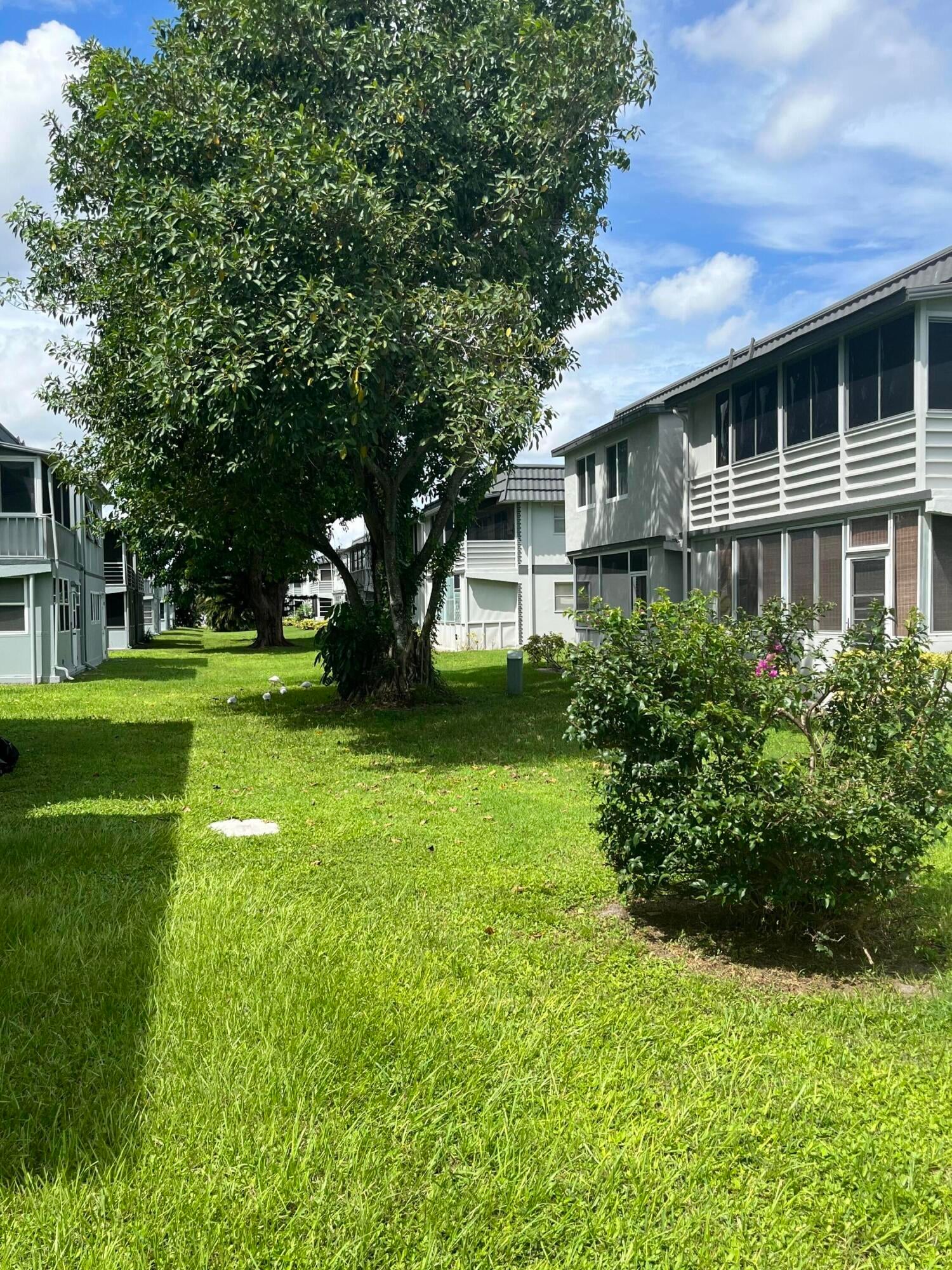  Residence photo 27