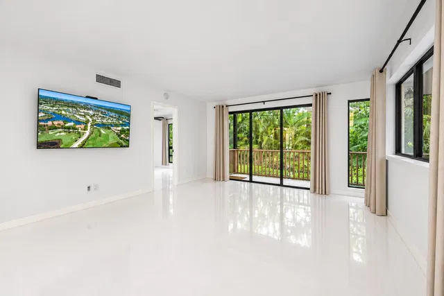 PGA National Palm Beach Gardens Residence photo 9