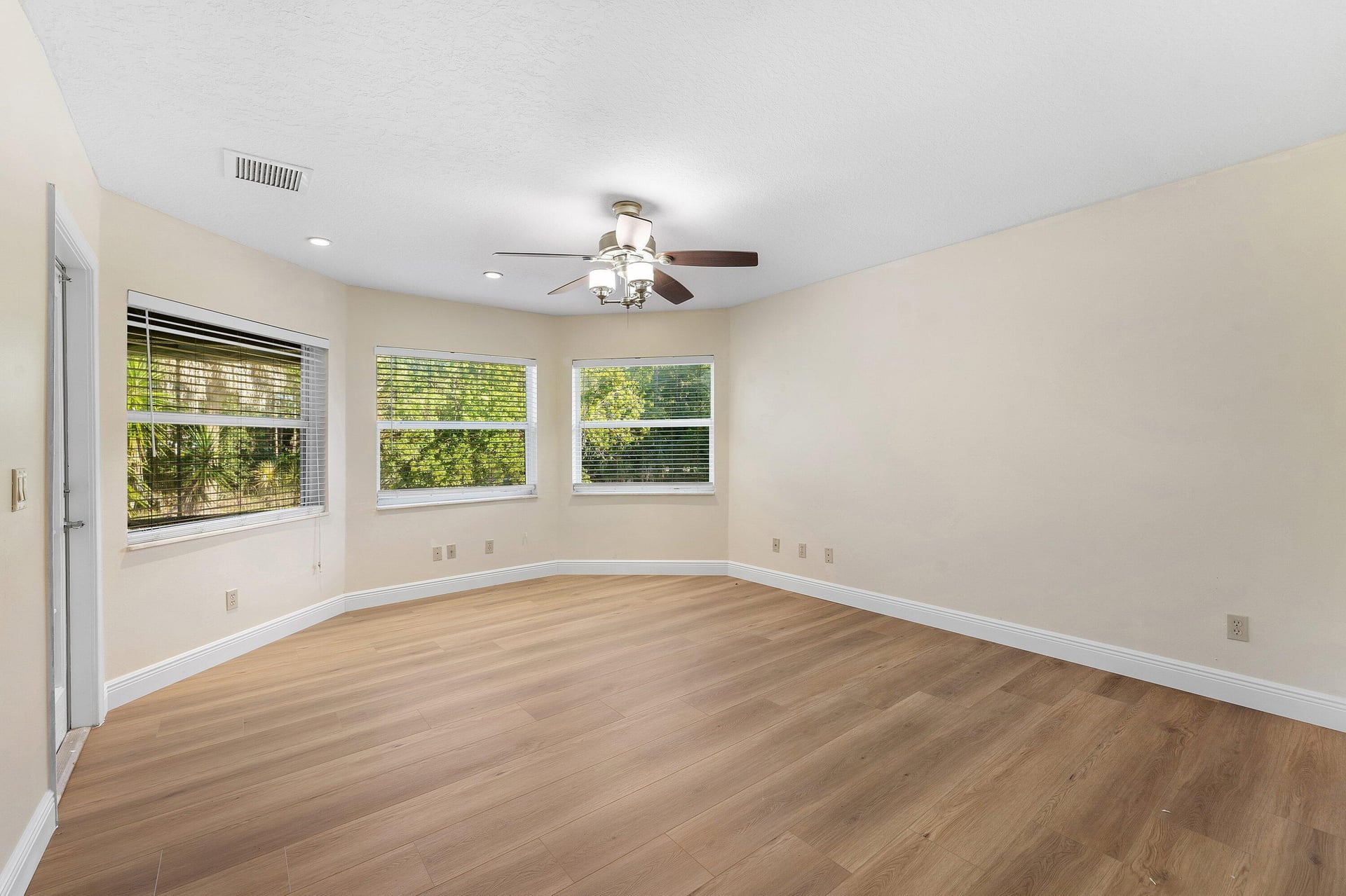 Residence photo 34