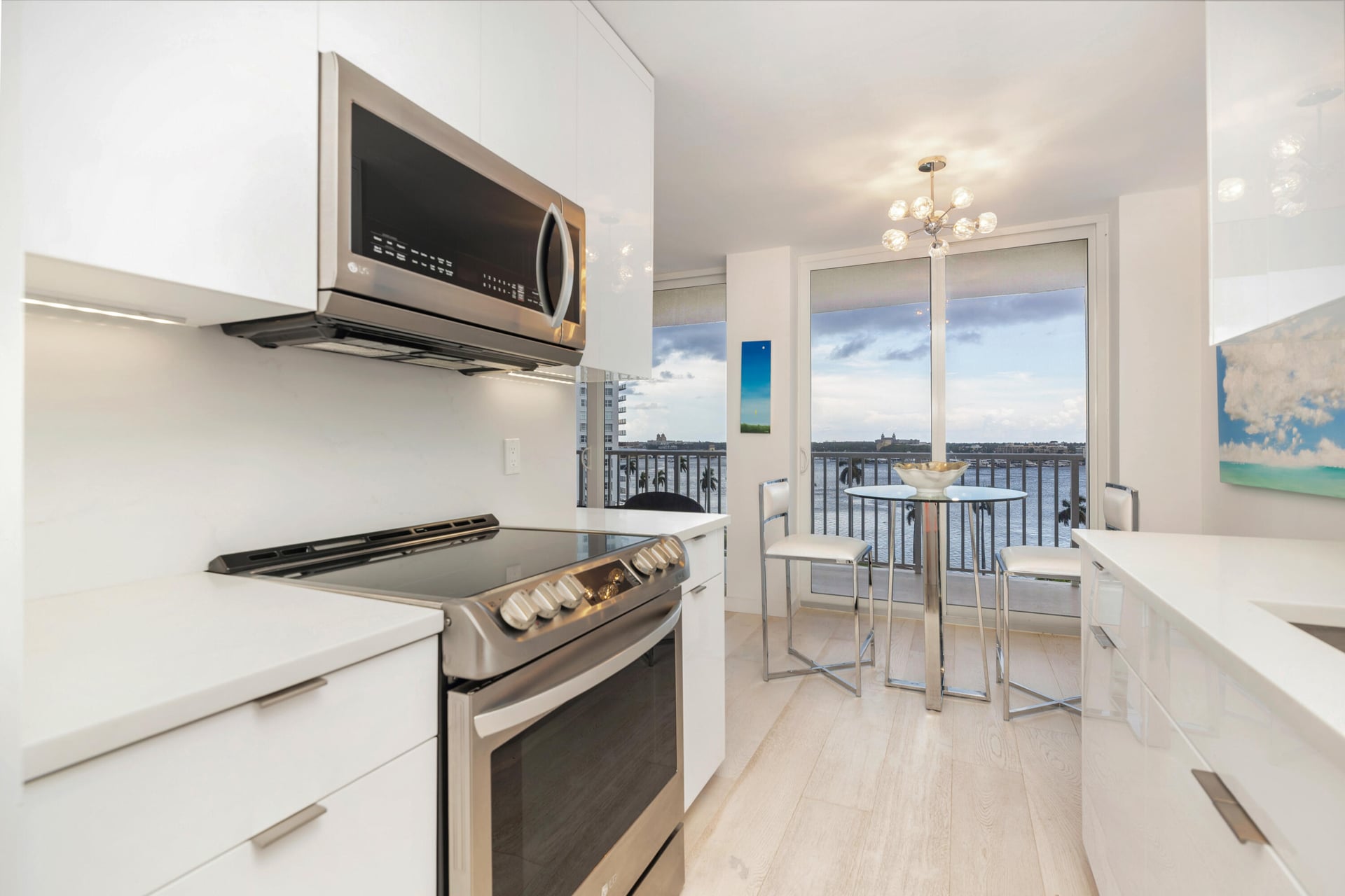 Downtown West Palm Beach Unit 906 photo 27